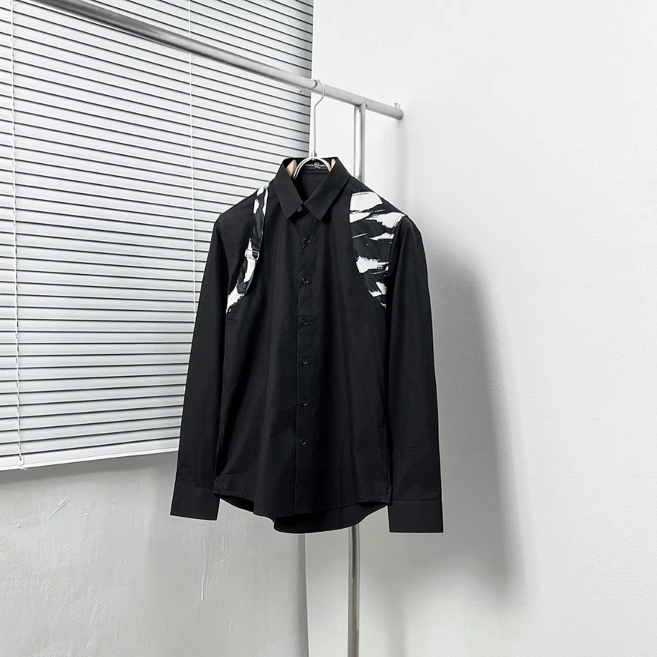 Alexander Mc Quee · Sizes：M-3XL ：